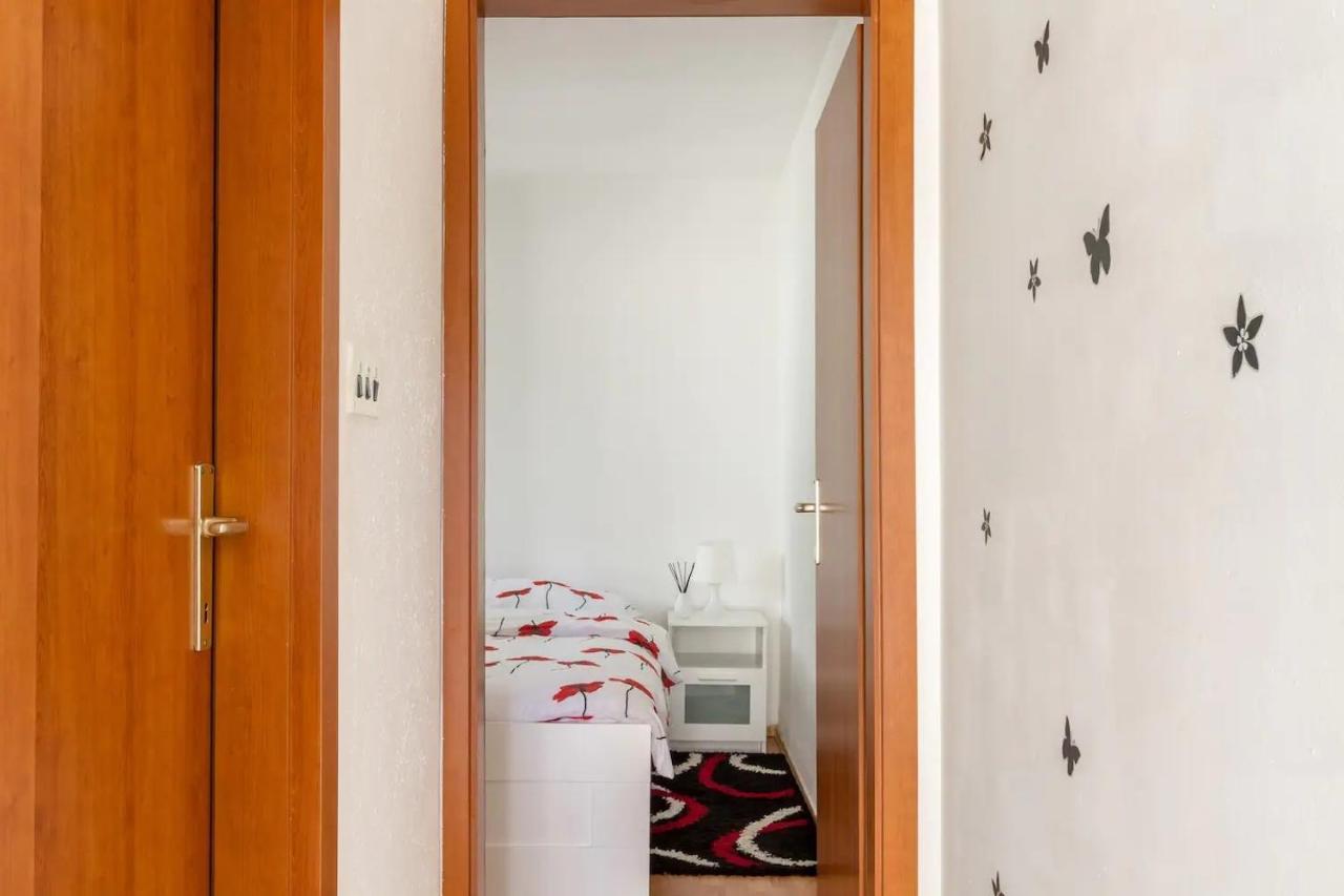 With A Parking Space - 12846 Apartman Split